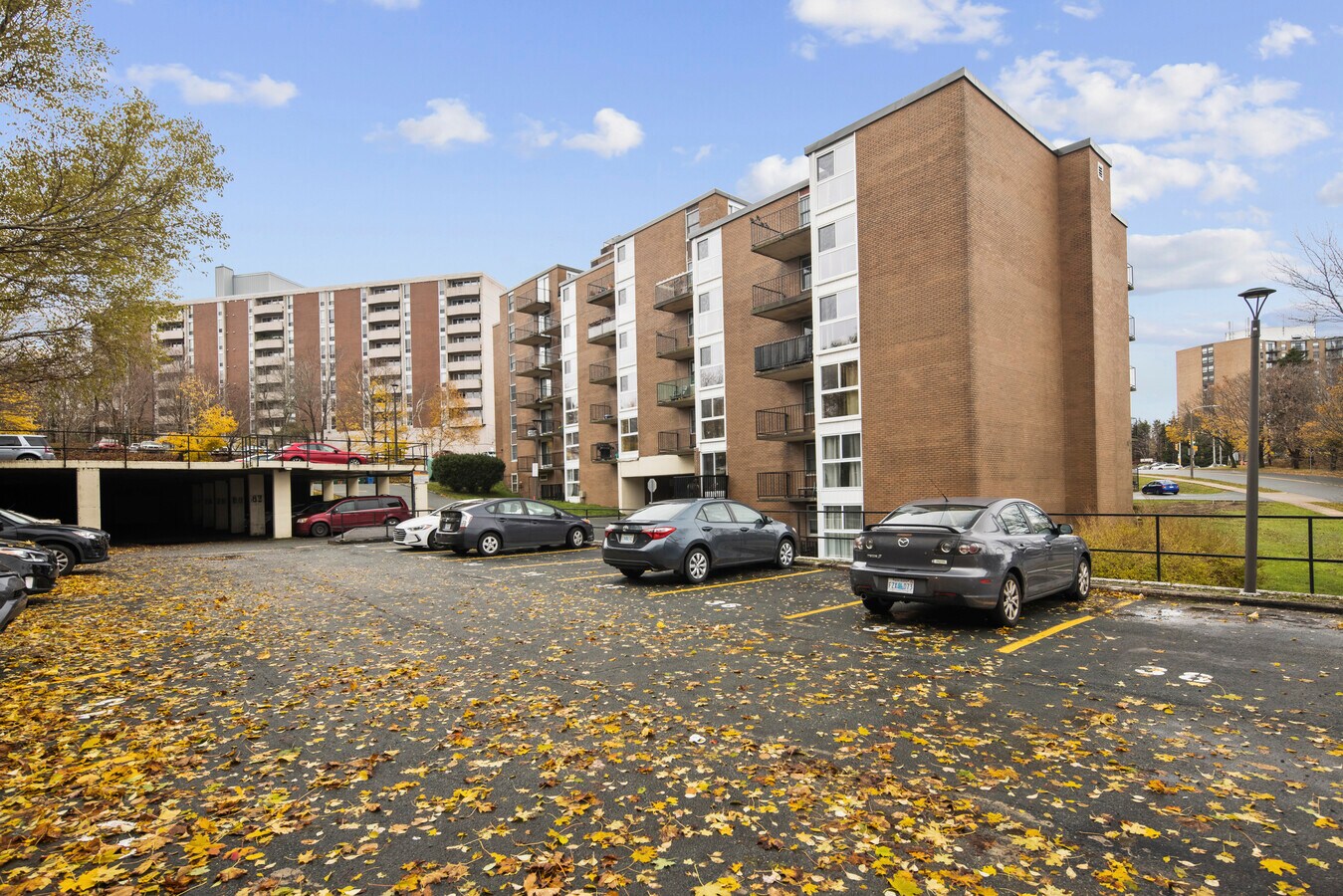 Photo - 200 Willett Street