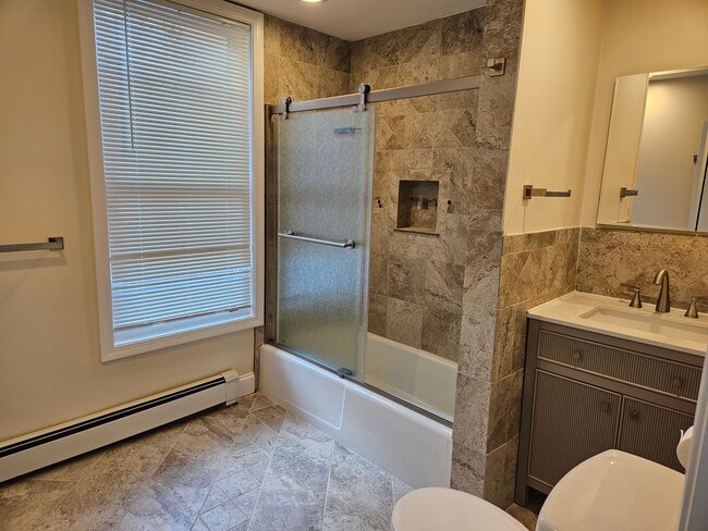 Photo - 22 Lancaster St