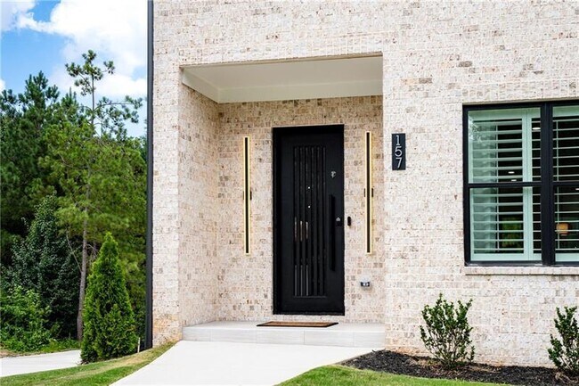 Photo - 173 Brush Creek Ct