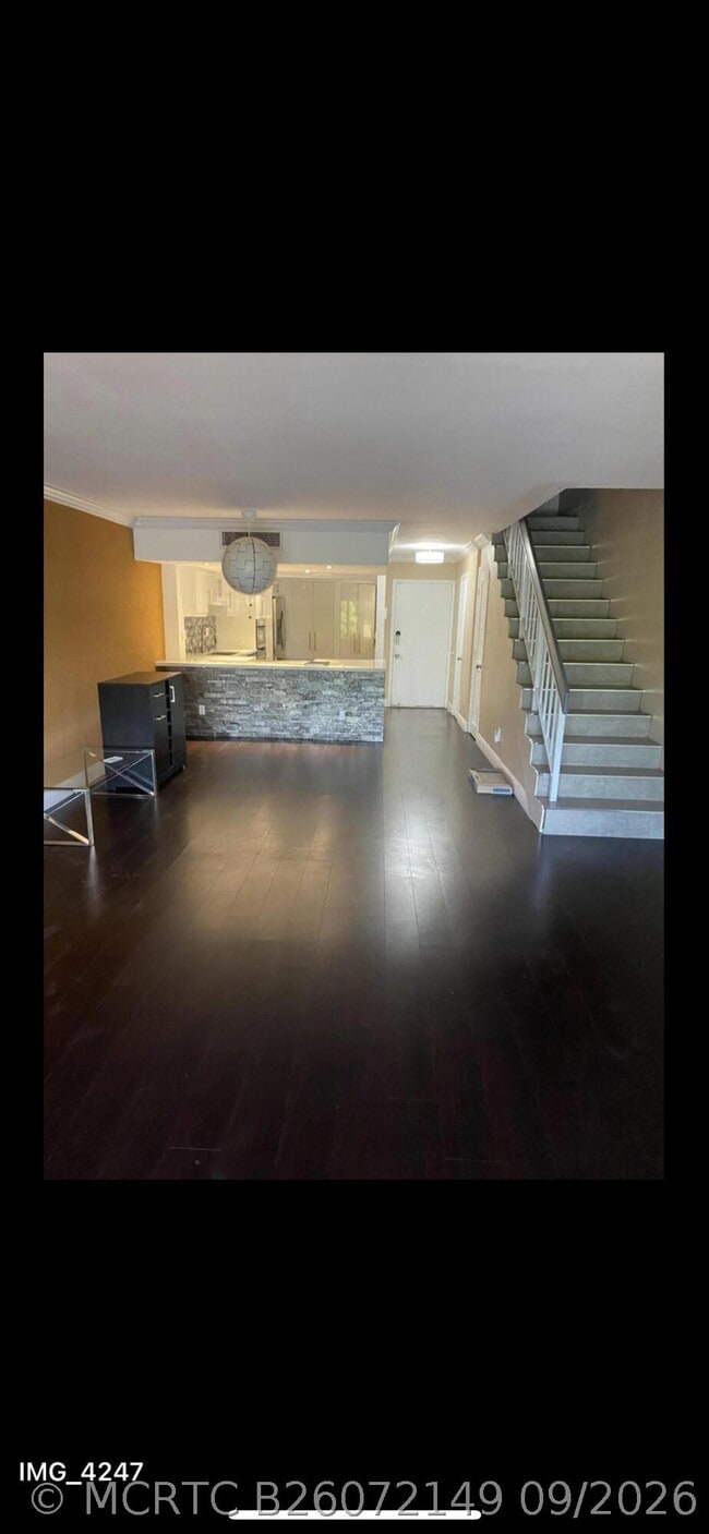 6557 Racquet Club Dr Unit 121