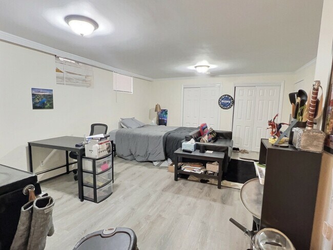 Photo - 1482 Beacon St Unit B3