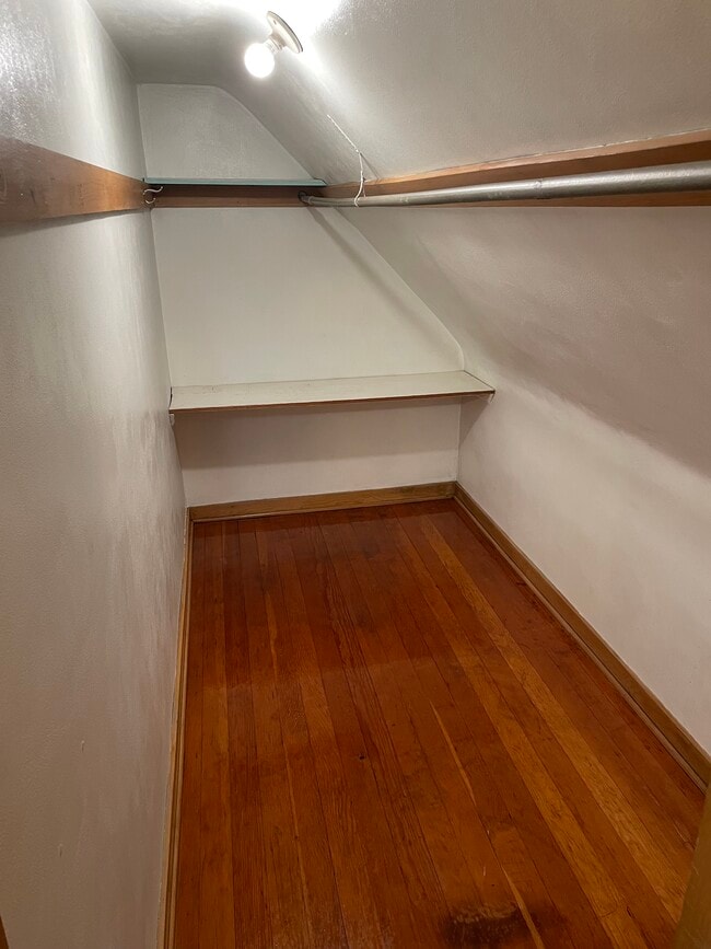 Photo - 3108A N Pierce St Unidad Cozy 2 Bedroom in Riverwest