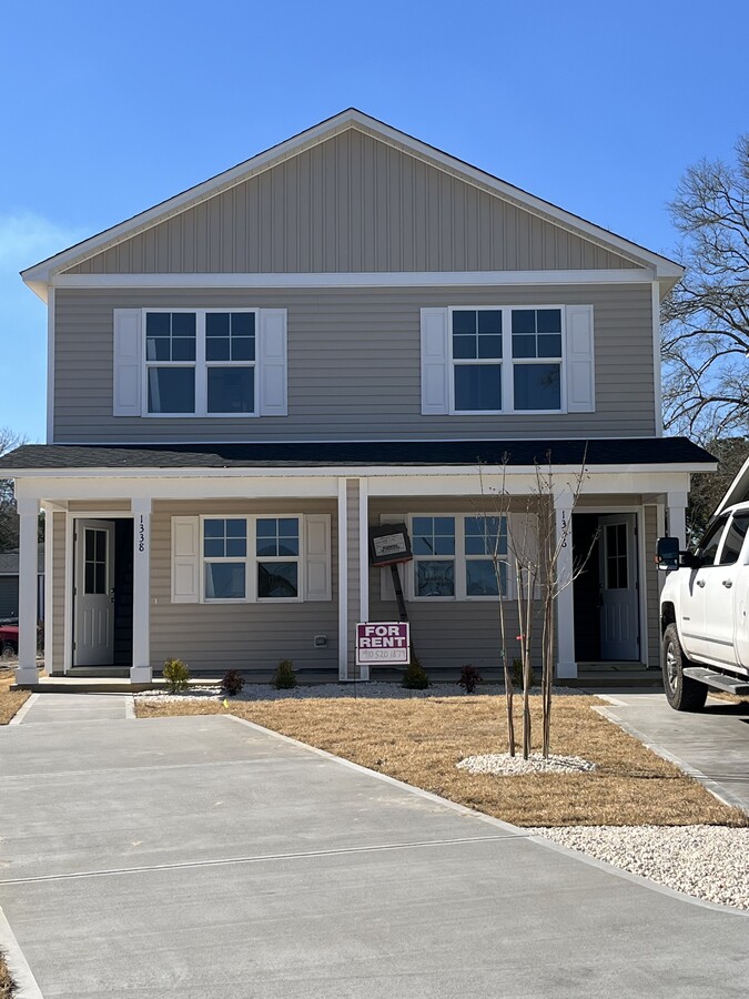 Photo - 1338 S 8th St Townhome