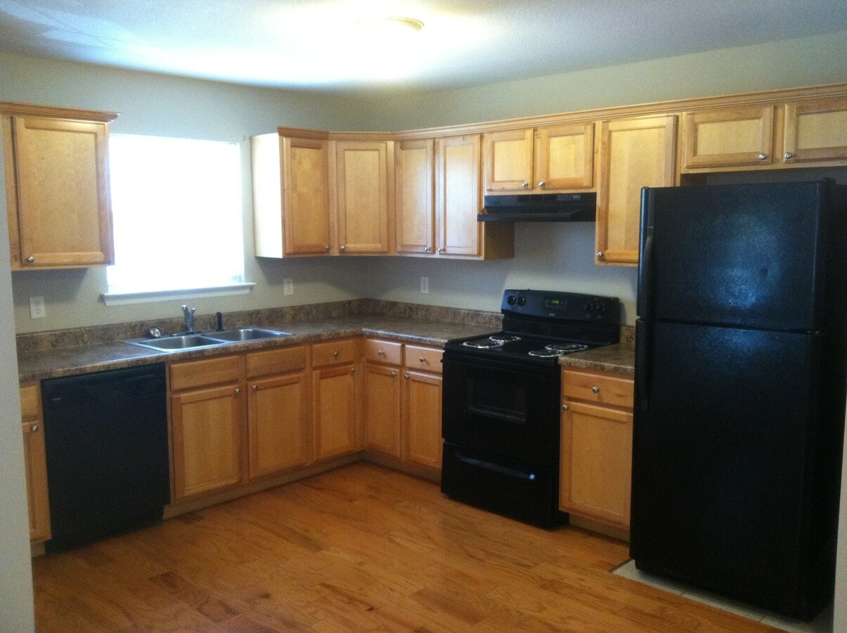 Photo - 506-508 Sequoia Drive