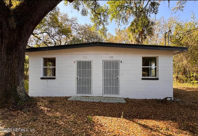 Building Photo - 1656 Winthrop St Rental
