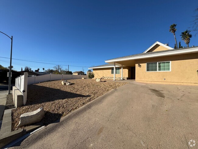 Building Photo - Beautifully Remodeled Granada Hills Pool Home