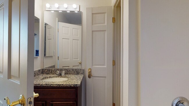 Photo - Boutique Apartments Unit 212