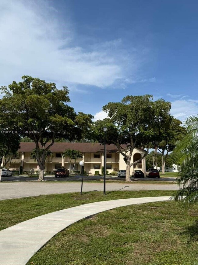 Photo - 23398 Lyons Rd Unit 309