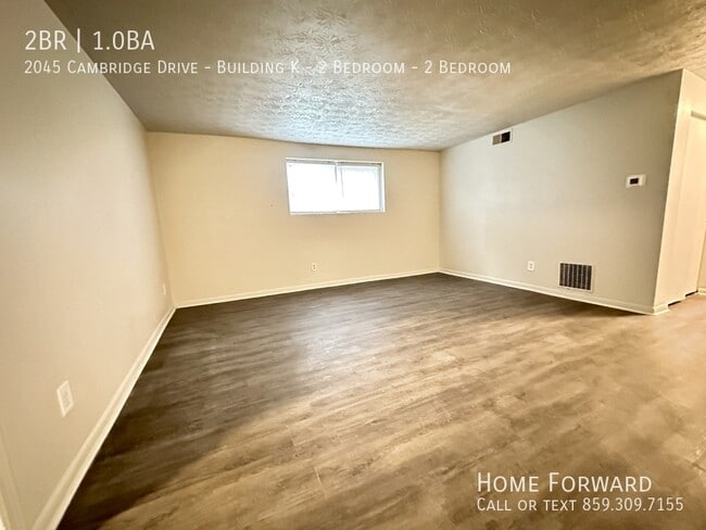 Photo - 2045 Cambridge Dr Unit 2 Bedroom