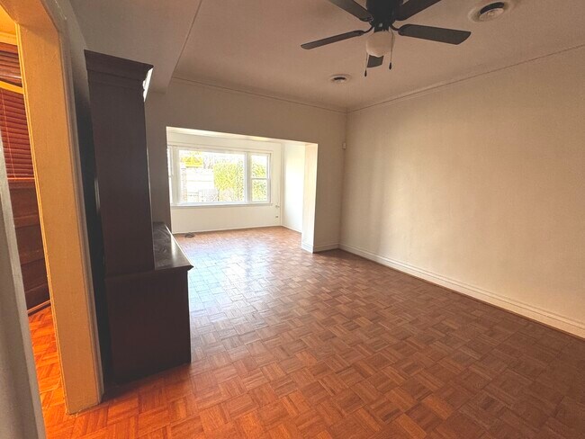 Photo - 6937 S Merrill Ave