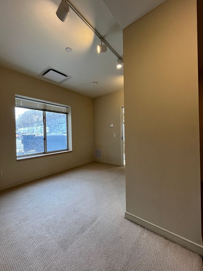 Photo - Gateway Commons