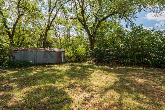 Photo - 515 E Vine St