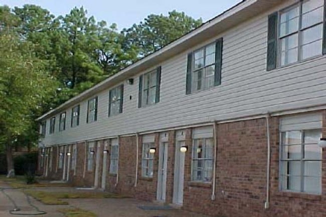 Photo - Bent Creek Apartments
