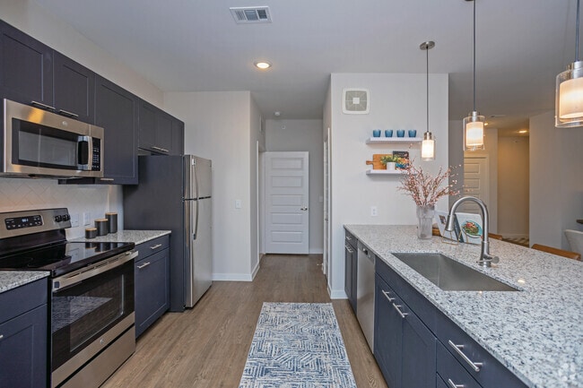 2BR, 2BT - 1179SF
