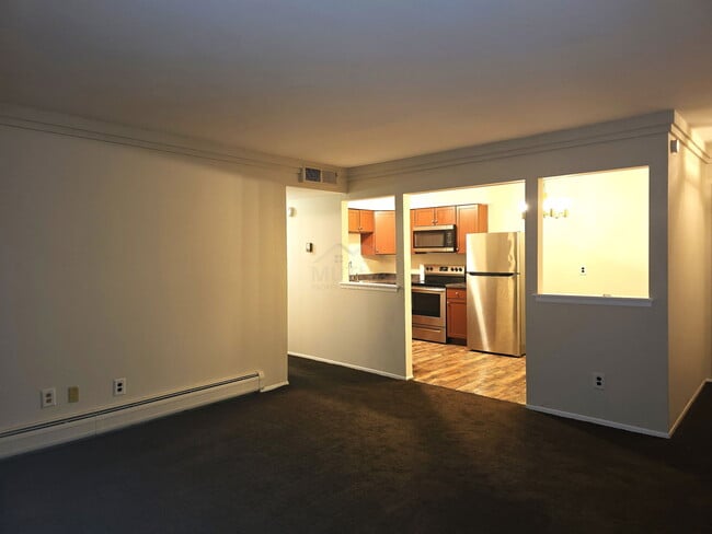 Photo - 19820 W 12 Mile Rd Unit 24