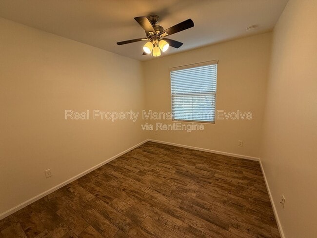 Photo - 36812 Yellowstone Dr