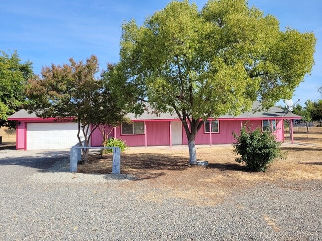 Building Photo - 2571 Plumas Arboga Rd