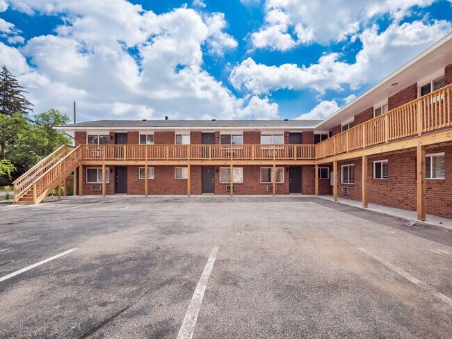 593 Riverview Dr Unidad F