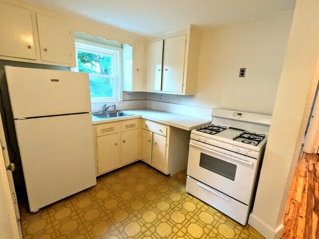 Photo - 65 Keystone St Unit 2