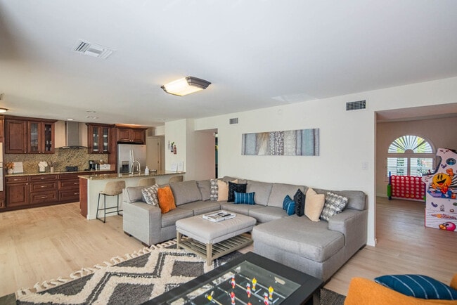 Photo - 6411 E Thunderbird Rd Unidad ID1465401P