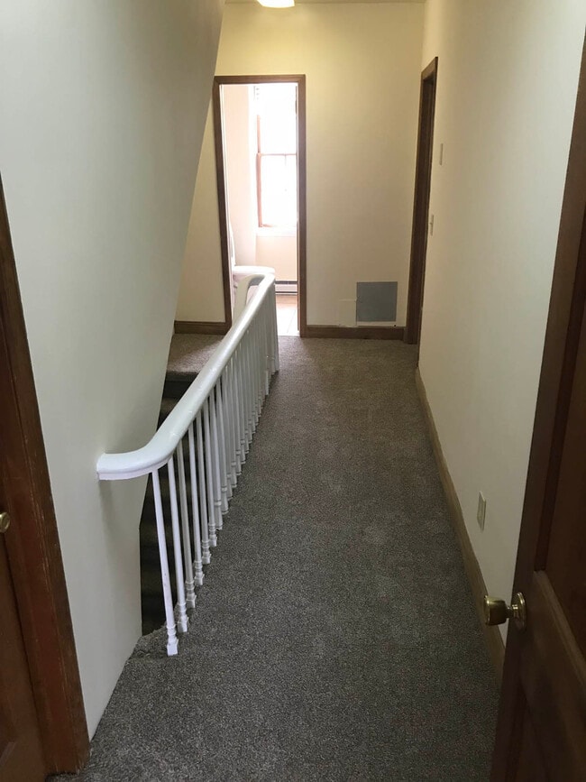 Disposición circular - 224 Mill St Unidad Second Floor