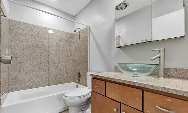 Photo - Linwood Towers