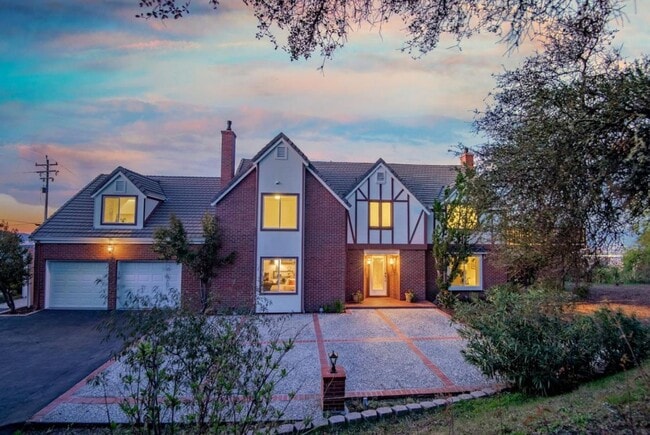 Photo - $14995 - Stunning Valley Views from Los Gatos/Monte Sereno Hills, 5 Bd / 3 Ba - **COMING SOON**