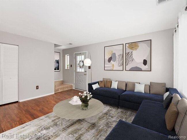 Photo - 1323 Laurel Valley Dr