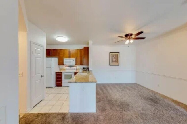 Photo - 701 Gibson Dr