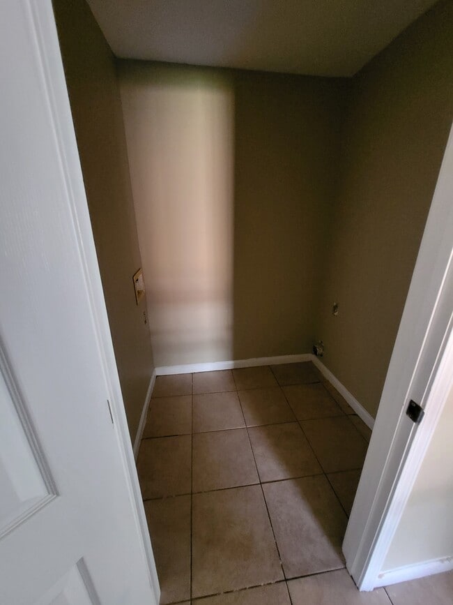 Photo - 9628 El Scott Ave