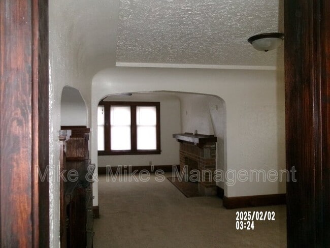 Photo - 4163A N 20th St