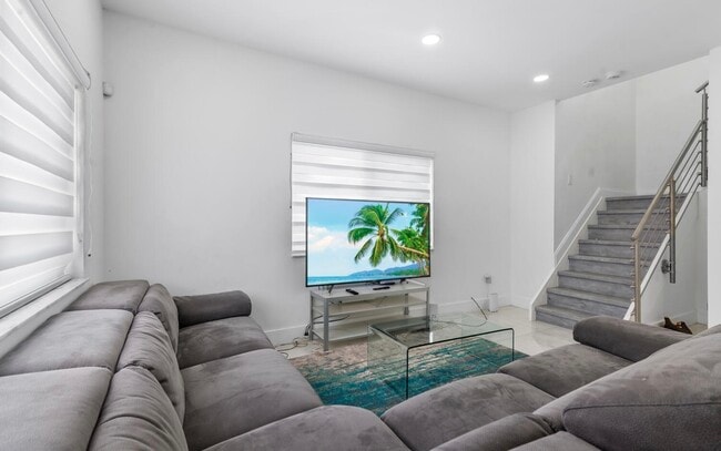 Photo - 2008 SW 102nd Ter