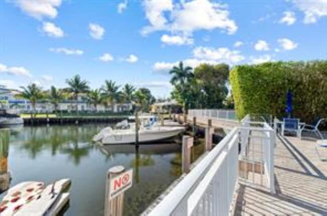 Photo - 3220 Bayview Dr Unidad 302