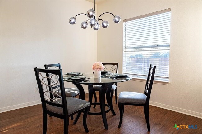 Photo - 508 Lydia Ln