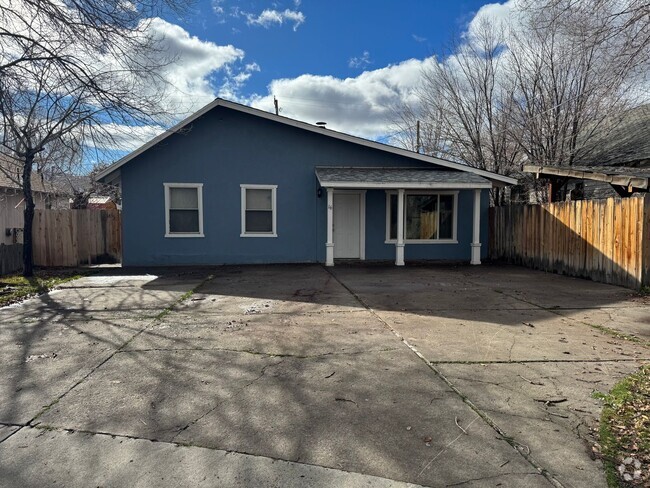 Building Photo - 16 Santa Paula St Rental