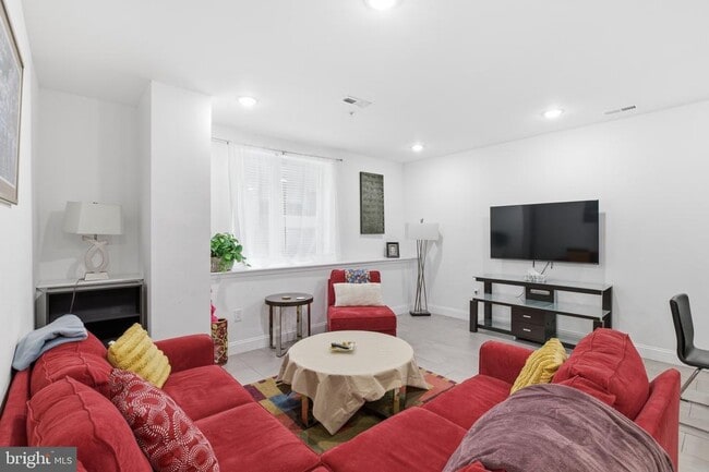 Photo - 925 N Broad St Unidad 4D