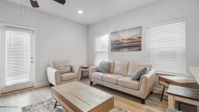 Photo - 7672 Shadow Lake Dr