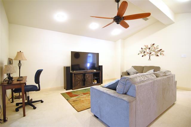 Photo - 6419 San Saba