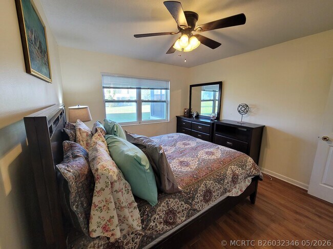 Photo - 155 Coventry E
