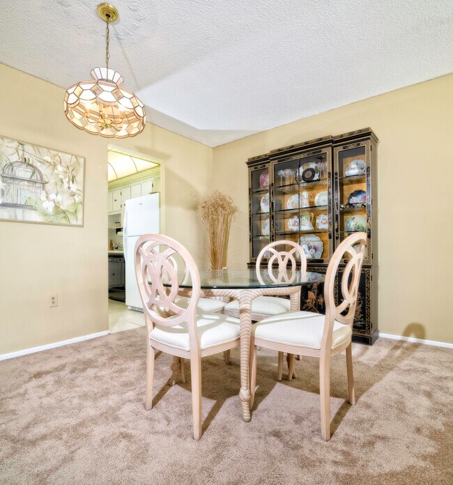 Photo - 18081 Biscayne Blvd Unit 403