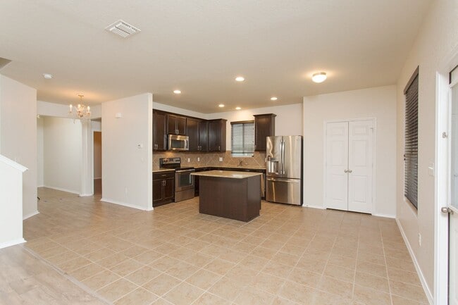 Photo - Rental Property in Converse available for ASAP move in!