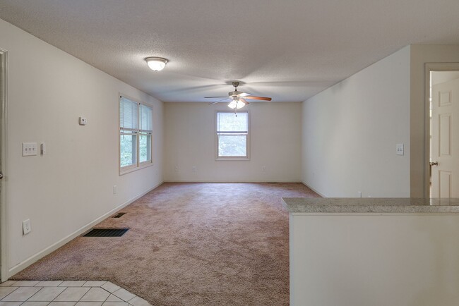 Photo - 1312 N Barton St Unit 2
