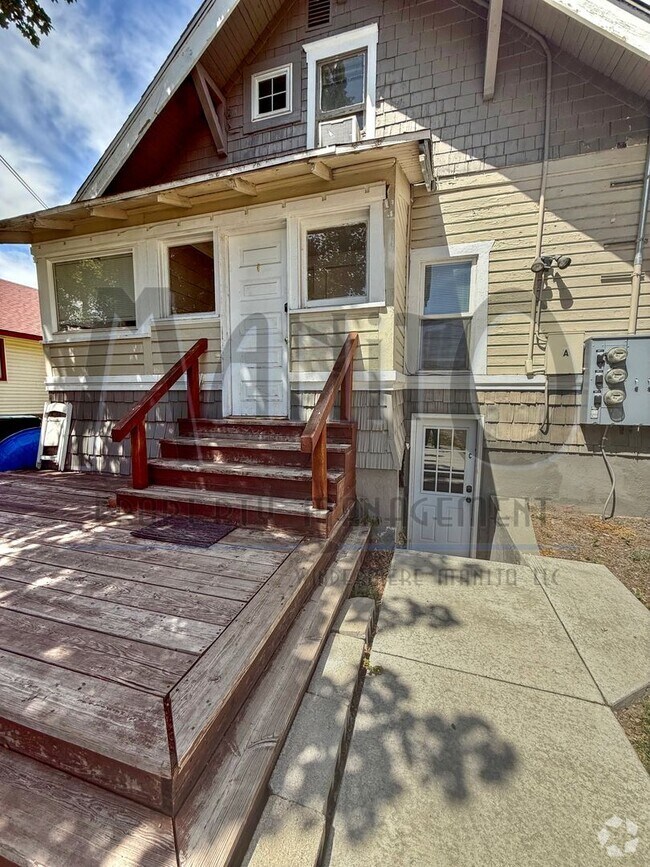 Building Photo - Garland Triplex Unit 427 W Garland Ave #A Rental