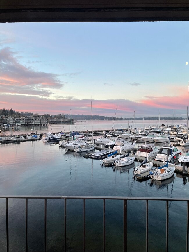 65 Kirkland Ave Unit Mariner 301
