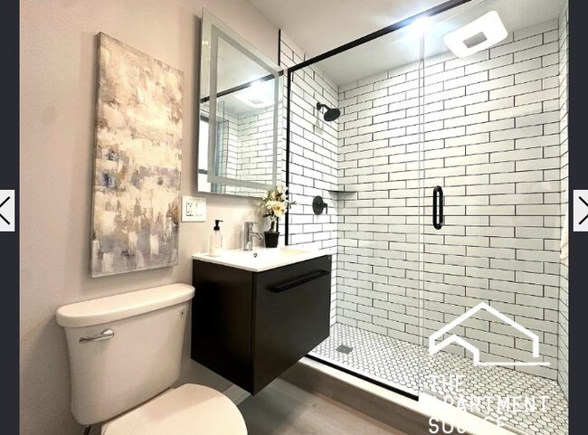 Photo - 3840 N Wilton Ave Unit 1