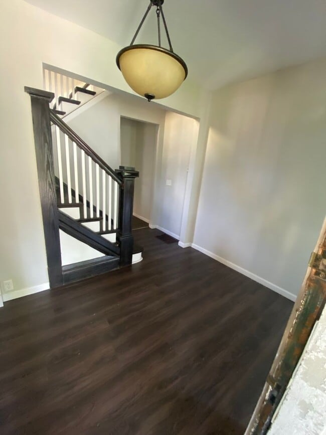 Photo - 158 E Northwood Ave