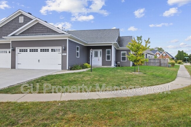 Building Photo - 3003 E Stillwater Landing