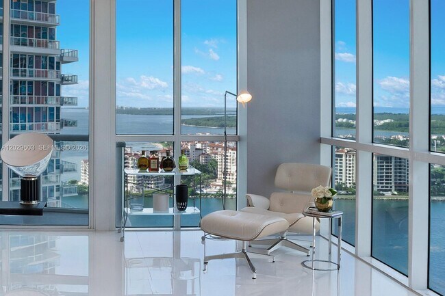 50 South Pointe Dr Unit 2903