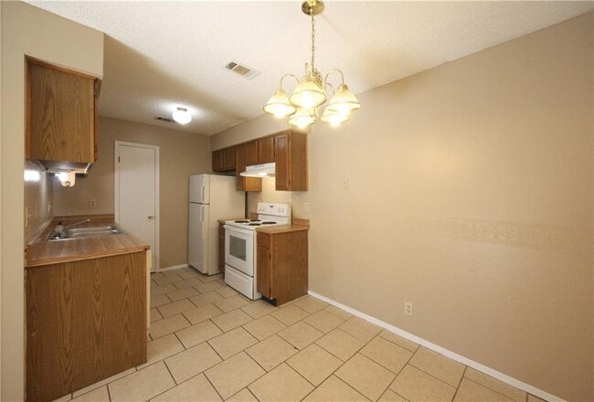 Photo - 9802 Brasher Dr