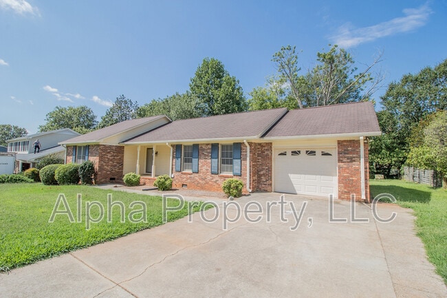 Photo - 102 Ticonderoga Dr